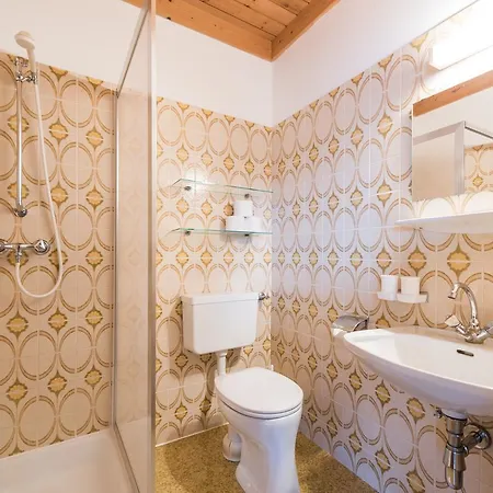 Almliesl Holl-556 בית נופש הולרבאך איםפינצגאו